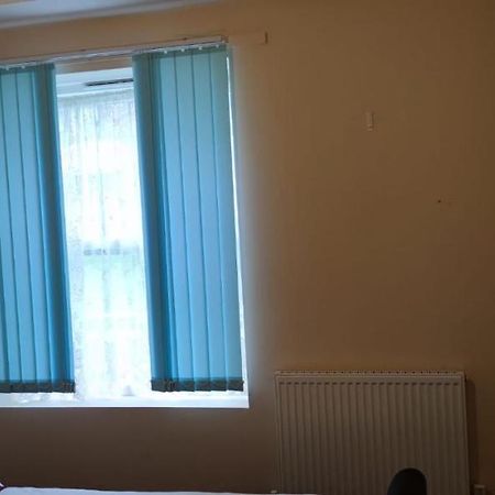 Nice Double Bedroom At Streatham Place London Bagian luar foto