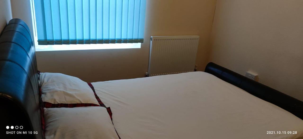 Nice Double Bedroom At Streatham Place London Bagian luar foto